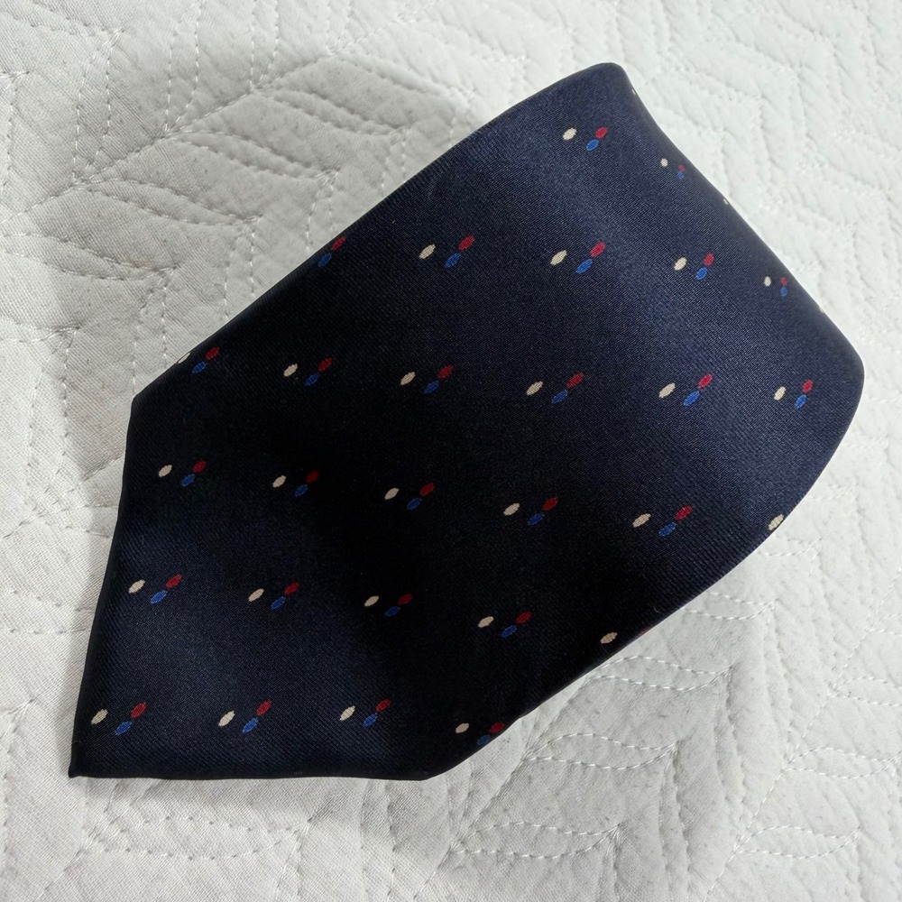 Vtg Guy Laroche Paris Silk Tie Navy Blue Red White Dot‎ Pattern Made in USA Mens